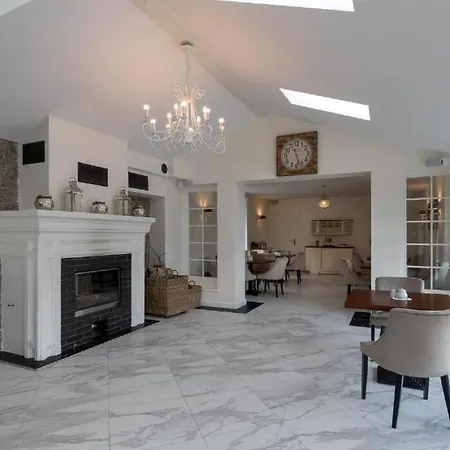 Palacyk Szklarska Maison d'hôtes