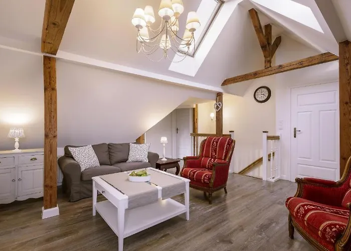 Palacyk Szklarska Guest house 3*